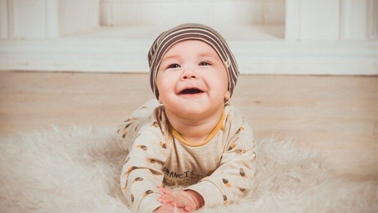 生後5ヶ月の完ミ育児 ミルク量とスケジュール 離乳食スタート 育児と家計ラボ
